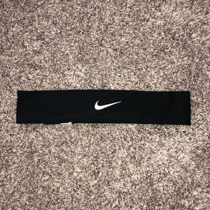 Nike Tie Headband